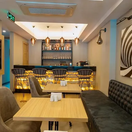 Alesta Midtown Hotel de apartamente