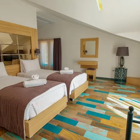 Alesta Midtown Apart Otel 4*