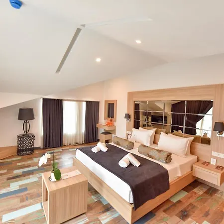 Alesta Midtown Apart Otel 4*