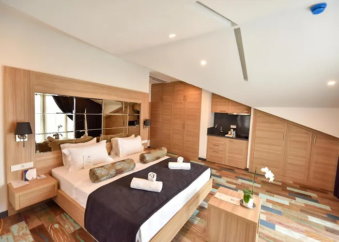 Alesta Midtown Апарт-отель 4*